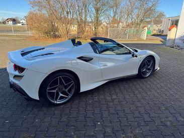 Ferrari F8 Spider — photo 2