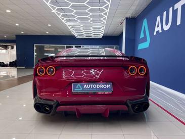 Ferrari 812 Superfast — photo 5