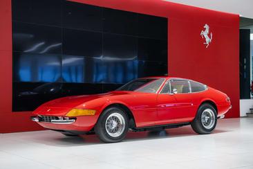 Ferrari Daytona — photo 22