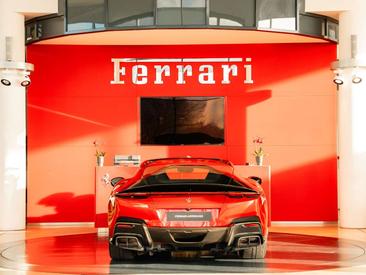 Ferrari 12 Cilindri — photo 4