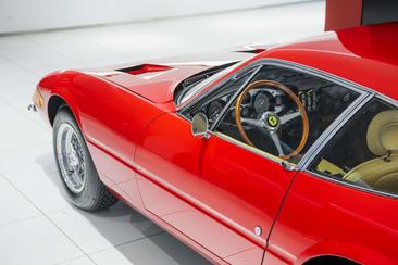 Ferrari Daytona — photo 27