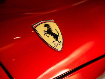 Ferrari 12 Cilindri — photo 11