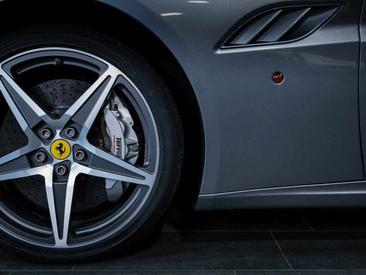 Ferrari California — photo 12