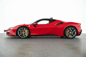 Ferrari SF90 Stradale — photo 7