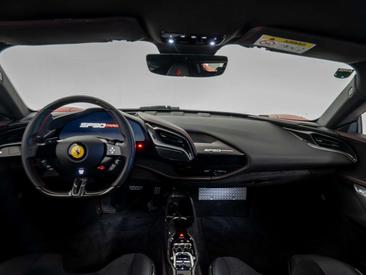 Ferrari SF90 Stradale — photo 34