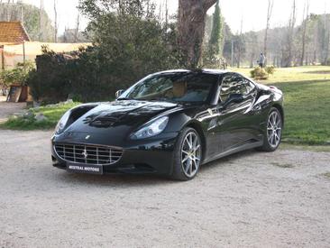 Ferrari California — photo 2