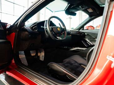 Ferrari 12 Cilindri — photo 20