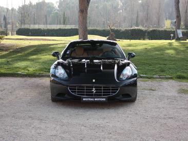 Ferrari California — photo 3
