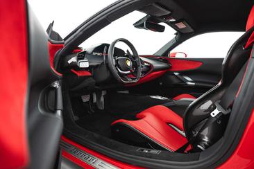 Ferrari SF90 Stradale — photo 13