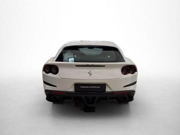 Ferrari GTC4Lusso — photo 5