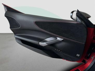 Ferrari SF90 Spider — photo 22