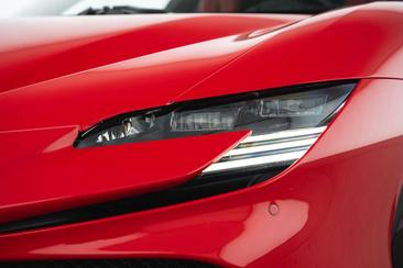 Ferrari SF90 Stradale — photo 21