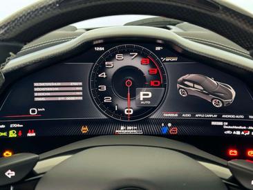 Ferrari Purosangue — photo 12