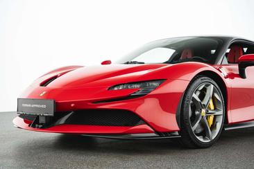 Ferrari SF90 Stradale — photo 22