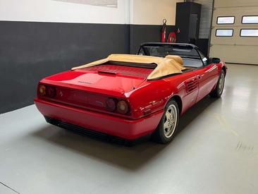 Ferrari Mondial — photo 4
