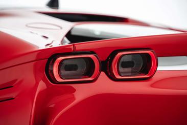 Ferrari SF90 Stradale — photo 23