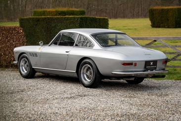 Ferrari 330 GT — photo 2