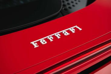 Ferrari SF90 Stradale — photo 27