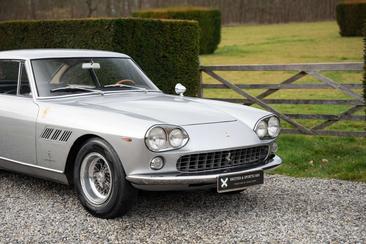Ferrari 330 GT — photo 9