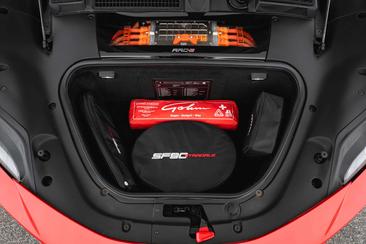 Ferrari SF90 Stradale — photo 29