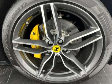 Ferrari FF — photo 16