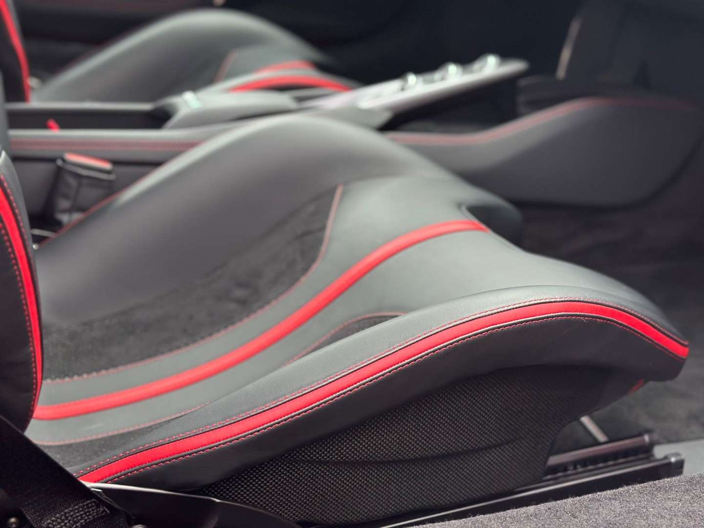 Ferrari F8 Tributo - 2021 - Joinsteer - #35