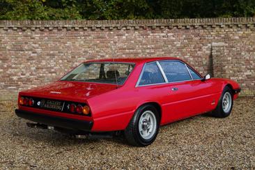 Ferrari 365 GT4 2+2 — photo 22
