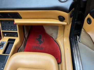 Ferrari Mondial — photo 17