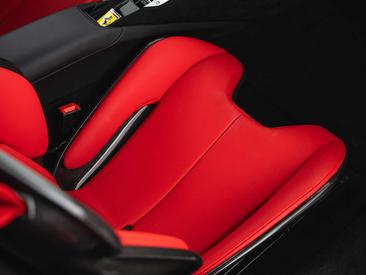 Ferrari SF90 Stradale — photo 34