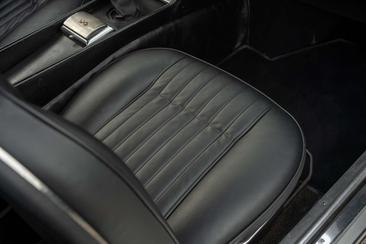 Ferrari 330 GT — photo 17