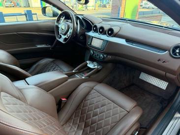 Ferrari FF — photo 17