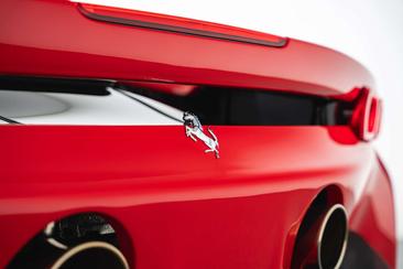 Ferrari SF90 Stradale — photo 40