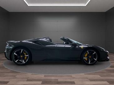 Ferrari F8 Spider — photo 6