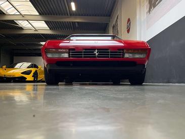 Ferrari Mondial — photo 30