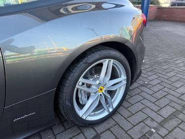 Ferrari FF — photo 22
