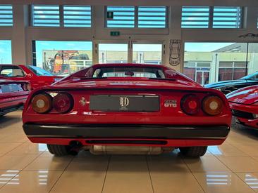 Ferrari 208 GTB — photo 11