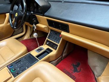 Ferrari Mondial — photo 40