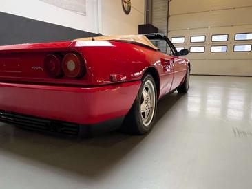 Ferrari Mondial — photo 41