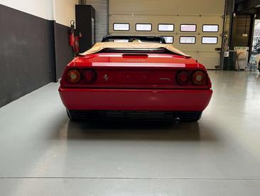 Ferrari Mondial — photo 45