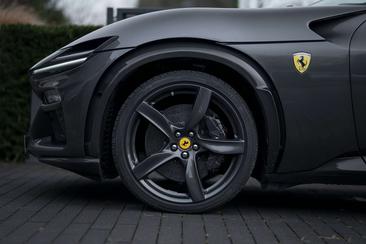 Ferrari Purosangue — photo 10