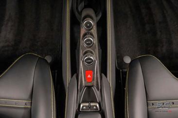 Ferrari F8 Tributo — photo 12