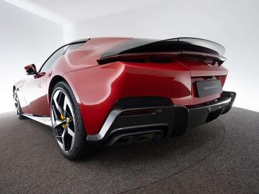 Ferrari 12 Cilindri — photo 18