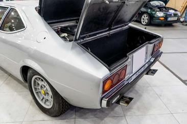 Ferrari 308 GT4 — photo 29