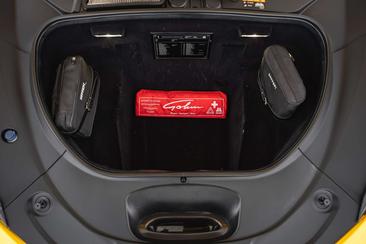 Ferrari F8 Spider — photo 29