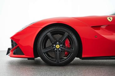 Ferrari F12 Berlinetta — photo 8