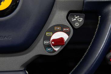 Ferrari 488 Spider — photo 14