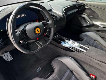 Ferrari 12 Cilindri — photo 13