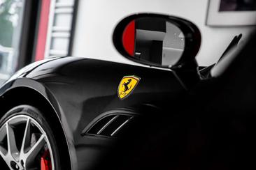 Ferrari California — photo 17