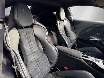 Ferrari 12 Cilindri — photo 17