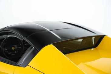 Ferrari F8 Spider — photo 45